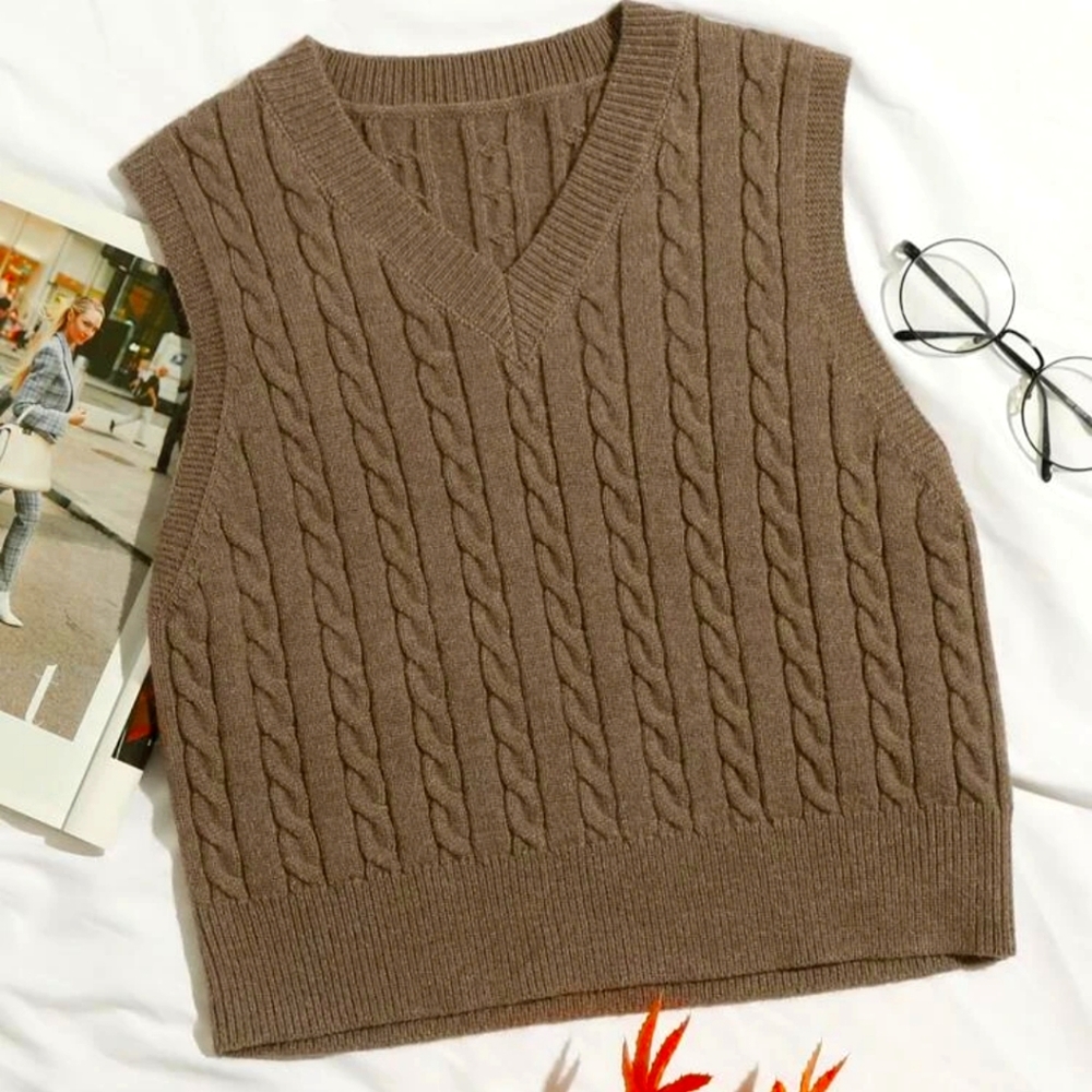 Solid Cable Crop Knit Sweater Vest